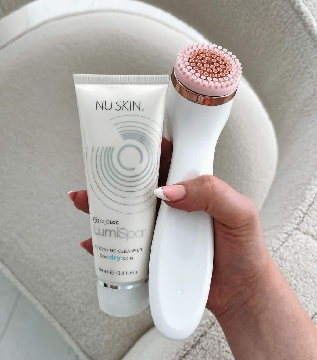 NU SKIN LumiSpa 美顔器セット IMG_2801_2048x.jpg?v=1752960702